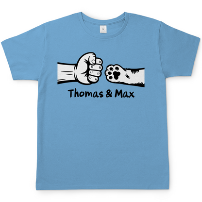 Herren T-Shirt Personalisiert - Mann und Katze Fistpump mit Namen