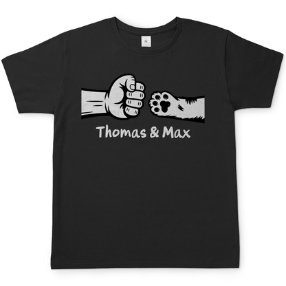 Herren T-Shirt Personalisiert - Mann und Katze Fistpump mit Namen