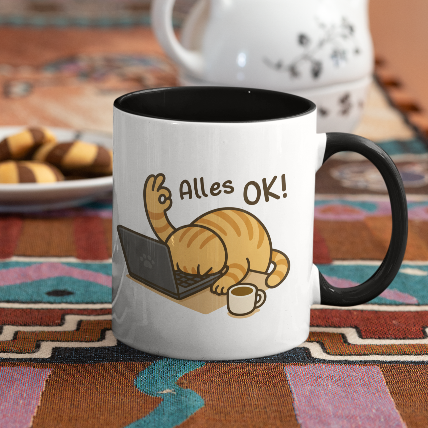 Tasse zweifarbig - Alles OK Katze – Lustiges Katzenmotiv am Laptop