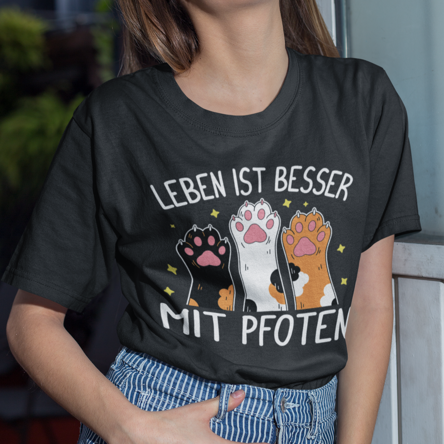 Damen T-Shirt Leben ist besser mit Pfoten