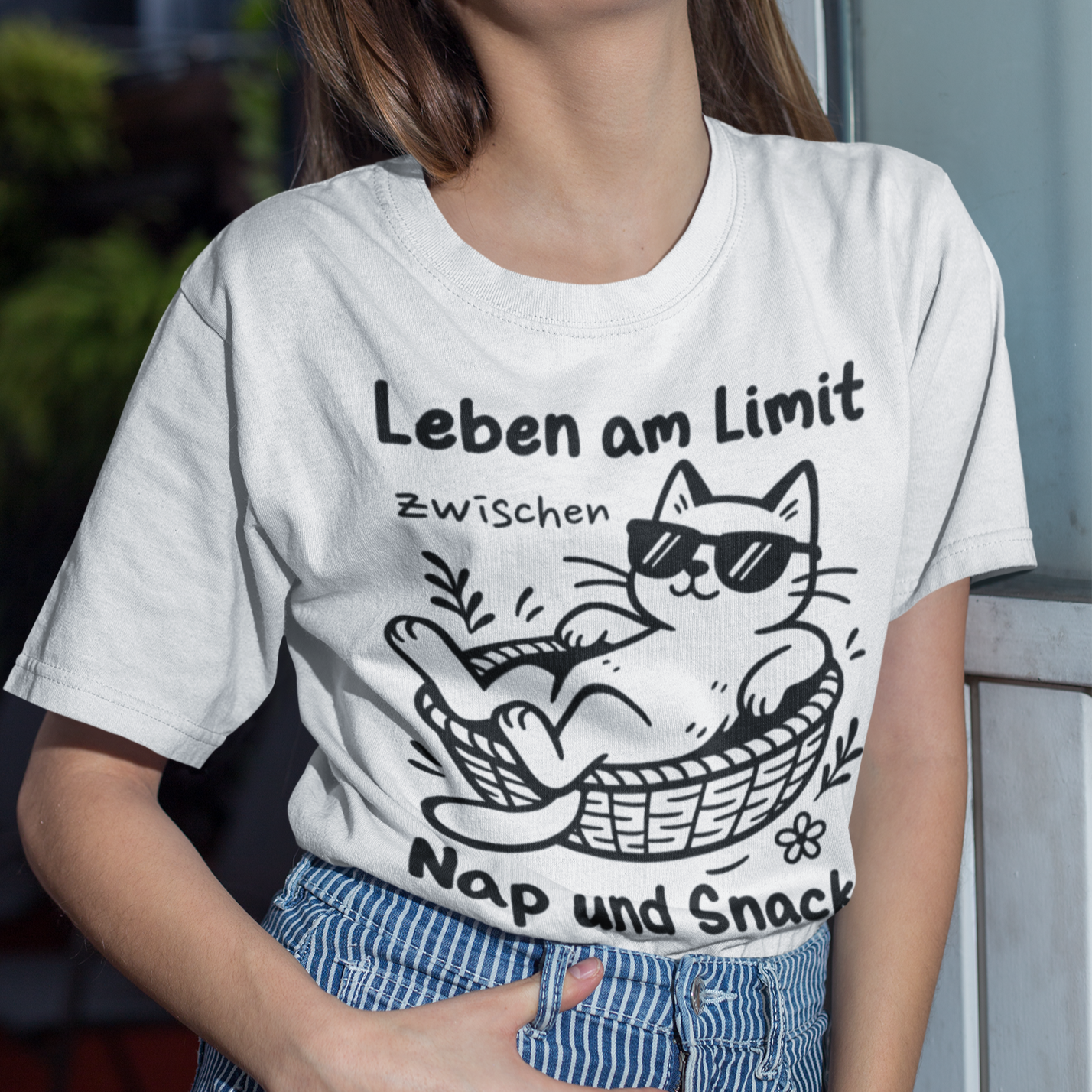Damen T-Shirt Leben am Limit zwischen Nap und Snack